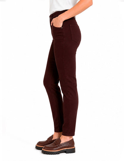 Jeans Básicos Esenciales