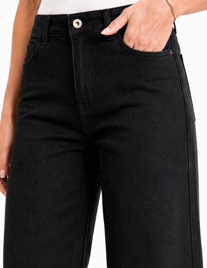 Jeans corte Straight Esenciales
